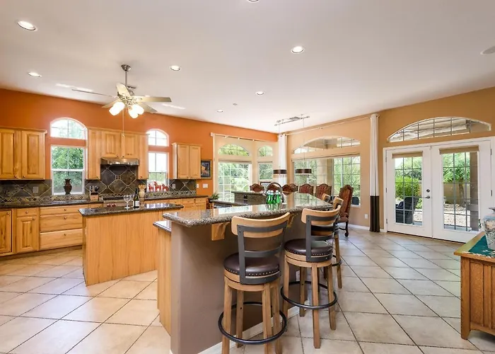 Casa Dynamite Holiday home
